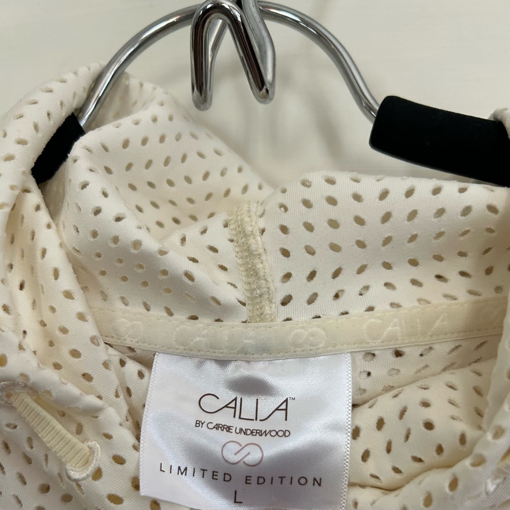 CALIA by Carrie Underwood Cream Fleuria Mesh Hooded Pullover - Picture 4 of 8